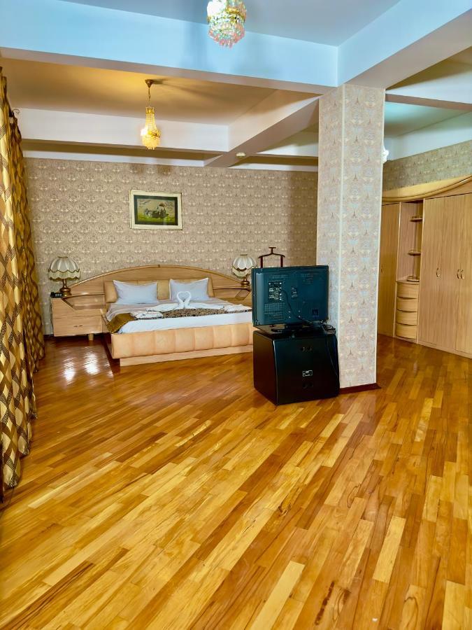 Nur & Terrace Cafe Hotel 4*