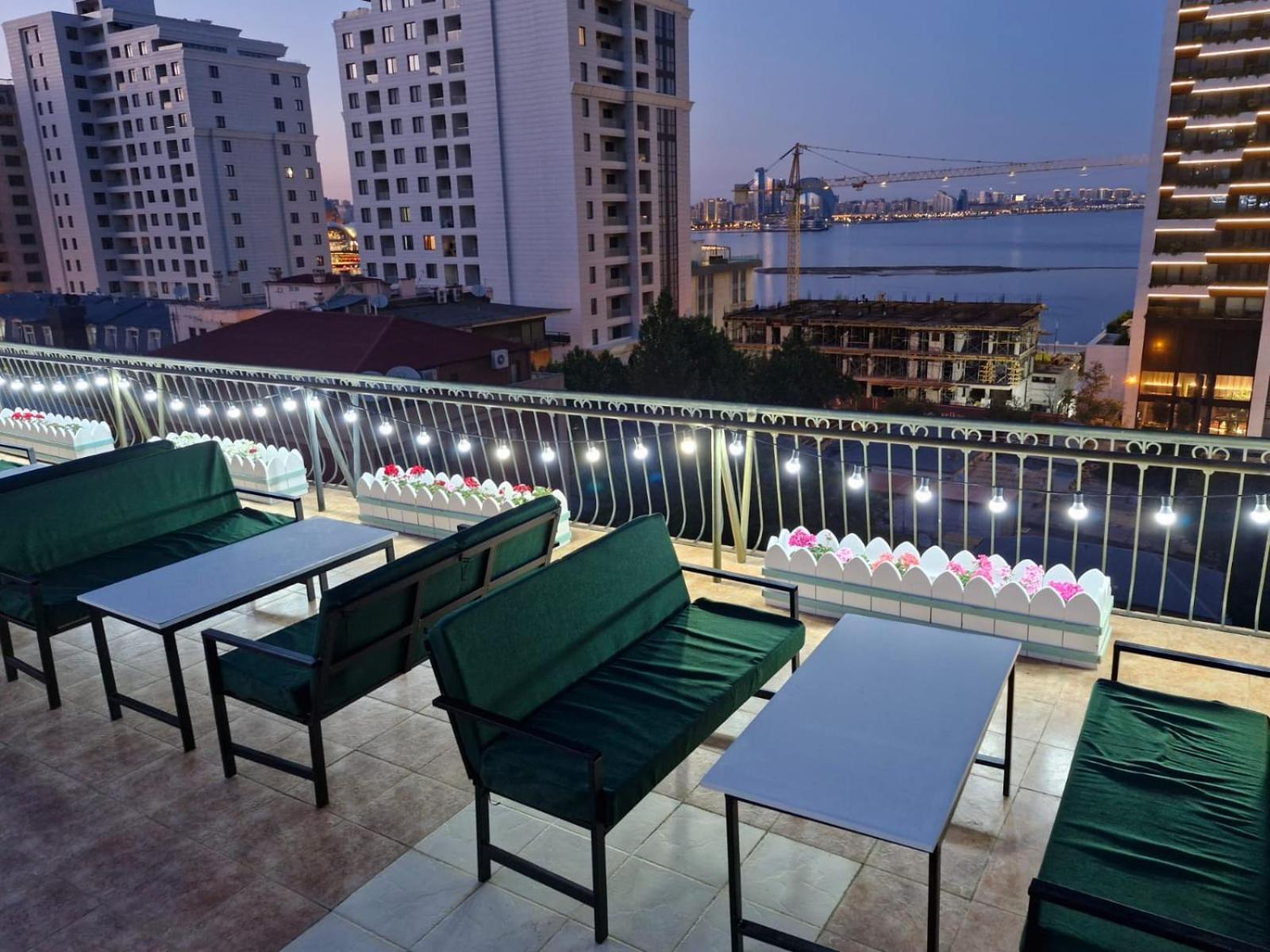 Hotel Nur & Terrace Cafe Baku